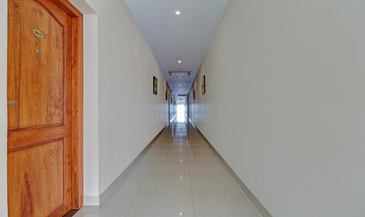 Hotel Treebo Tryst Sreepadmanabha Balaramapuram à Kovalam Extérieur photo