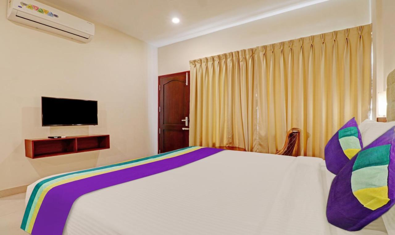 Hotel Treebo Tryst Sreepadmanabha Balaramapuram à Kovalam Extérieur photo