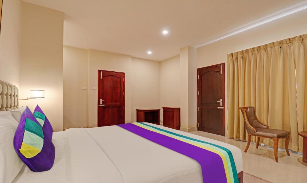Hotel Treebo Tryst Sreepadmanabha Balaramapuram à Kovalam Extérieur photo