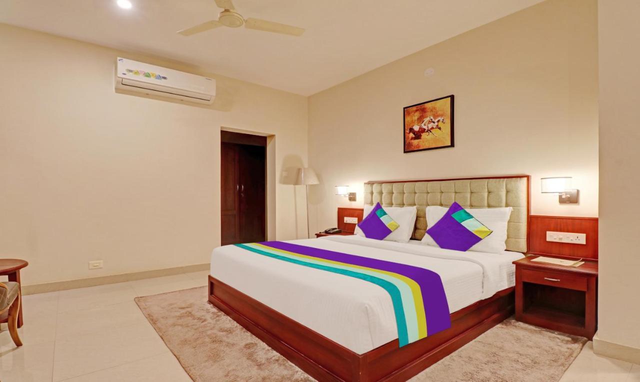 Hotel Treebo Tryst Sreepadmanabha Balaramapuram à Kovalam Extérieur photo
