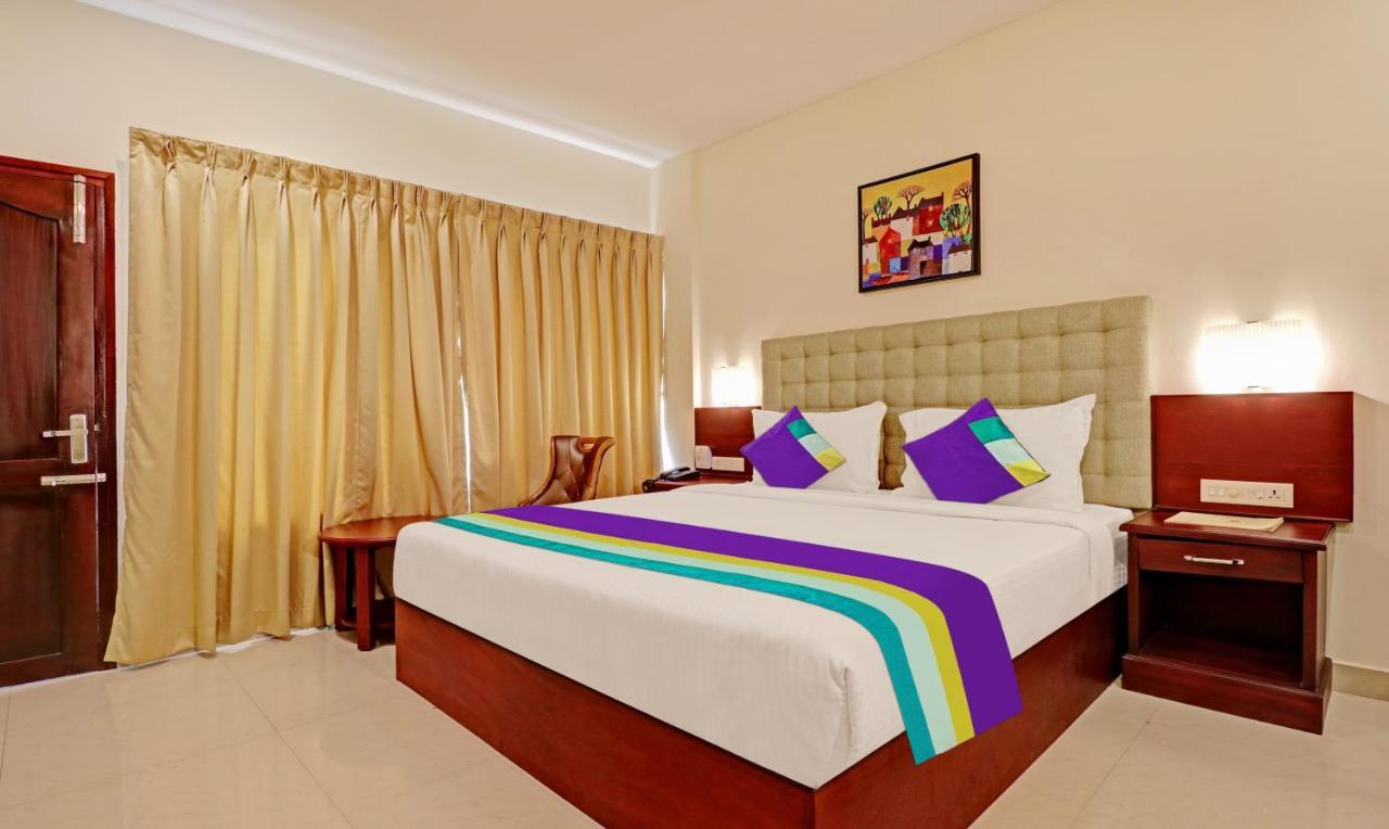 Hotel Treebo Tryst Sreepadmanabha Balaramapuram à Kovalam Extérieur photo