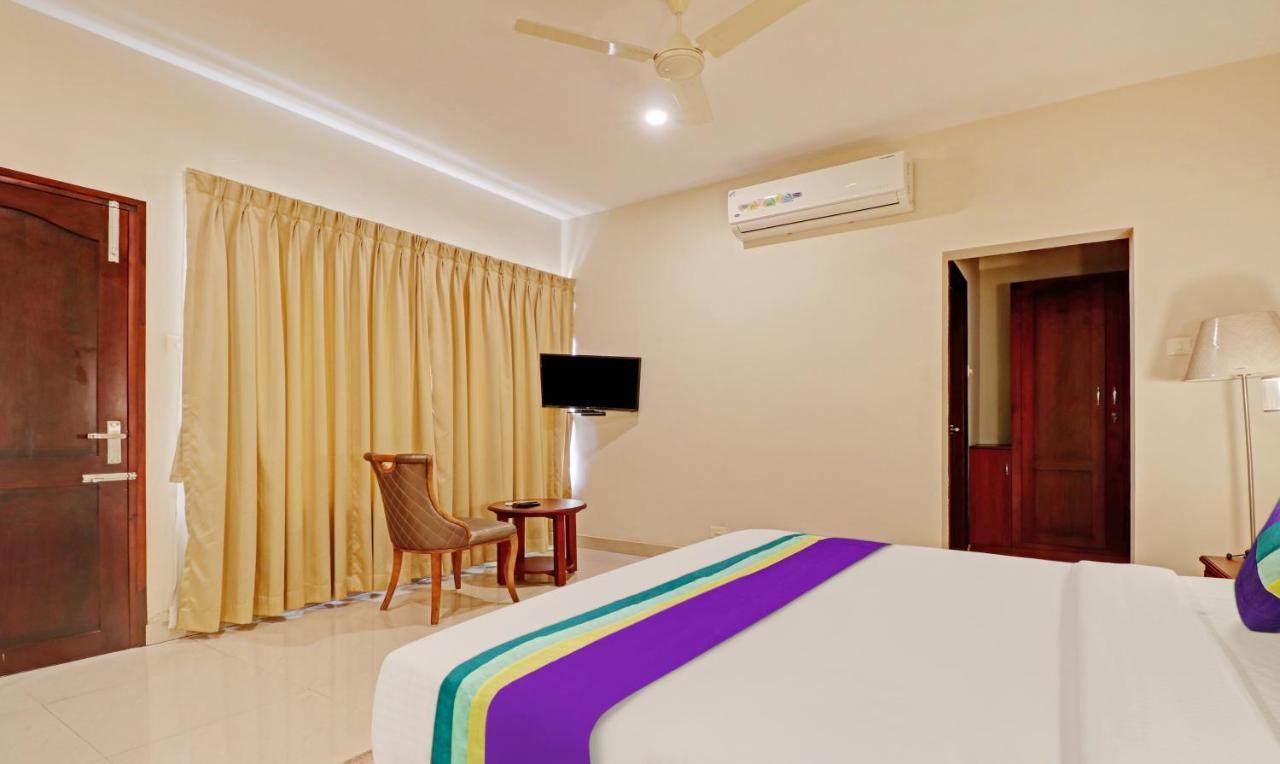 Hotel Treebo Tryst Sreepadmanabha Balaramapuram à Kovalam Extérieur photo